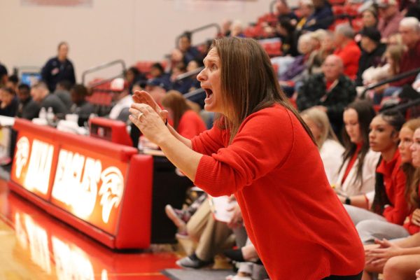 The first home game under the coaching of Jennifer Talbert was Nov. 21 at 6:30 p.m. against the Battle Spartans in the main gym. The Lady Eagles stepped away with their first official win of the season.
